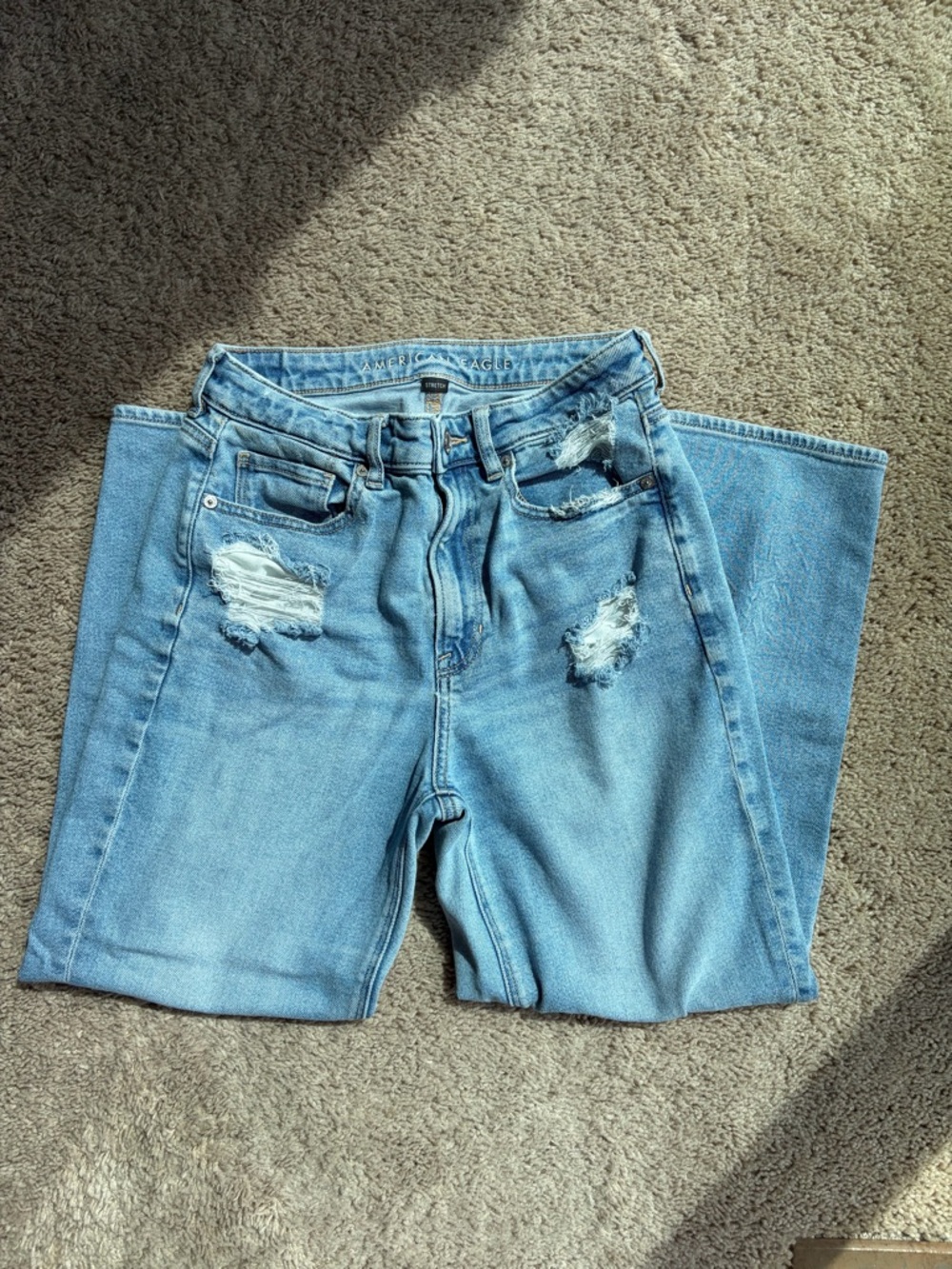 American Eagle Mom Straight Jean | 6 Short | Distressed - Picture 3 of 11